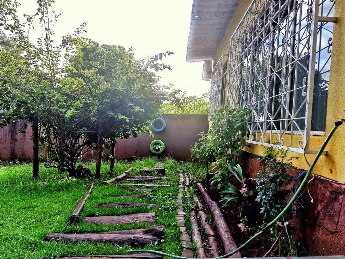 Hostel Mandala Foz do Iguaçu Esterno foto