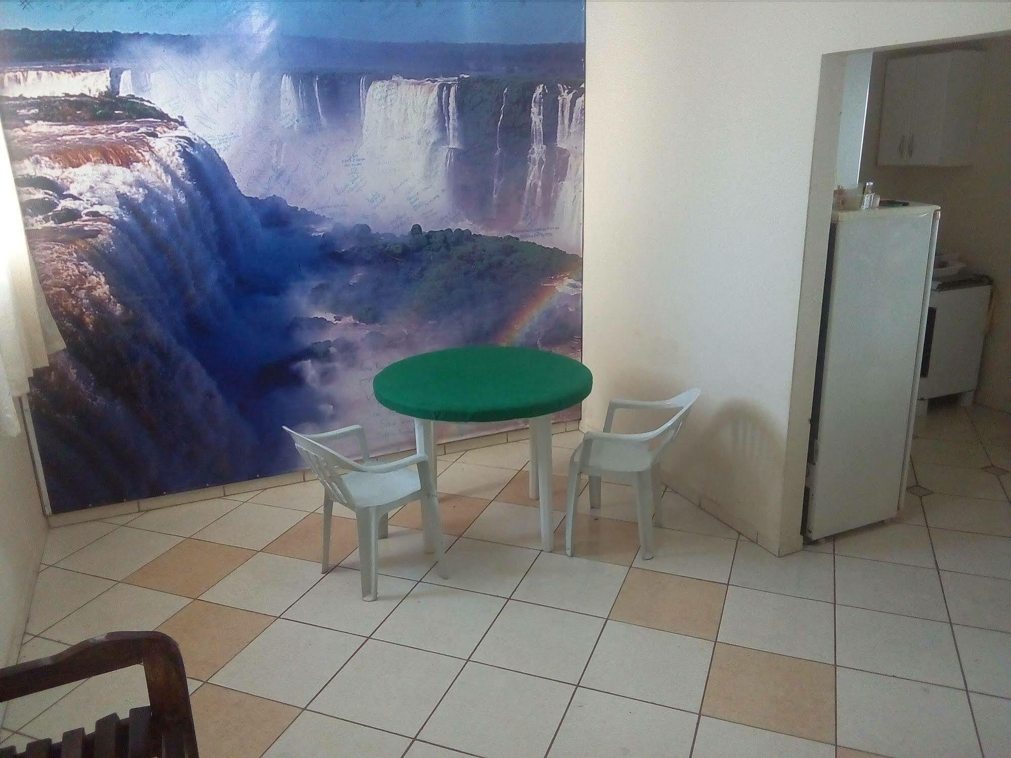 Hostel Mandala Foz do Iguaçu Esterno foto